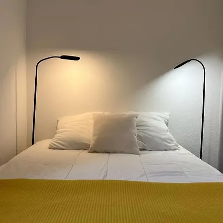 Lejlighed T3 Centre Avec Parking, Balcon Et Wifi. 5p. *