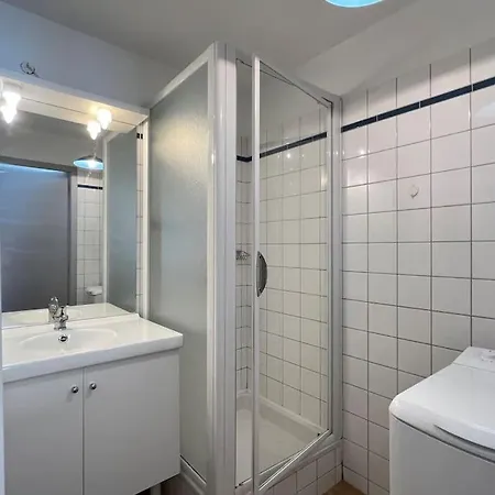 T3 Centre Avec Parking, Balcon Et Wifi. 5p.