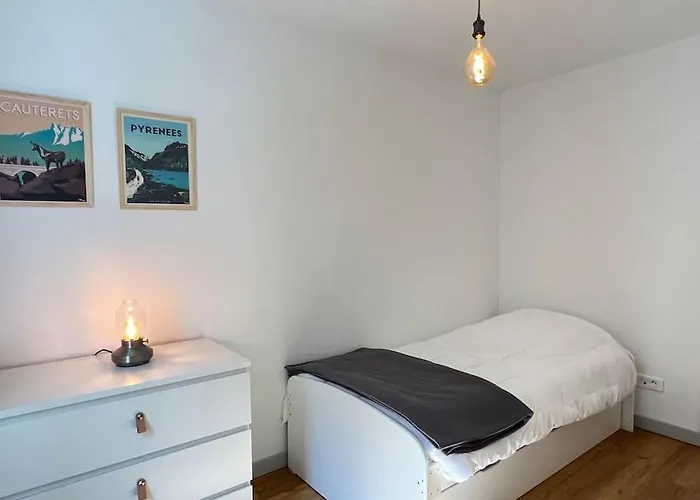 公寓 T3 Centre Avec Parking, Balcon Et Wifi. 5p.